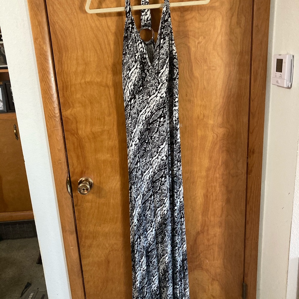 Black and white maxi dress XL